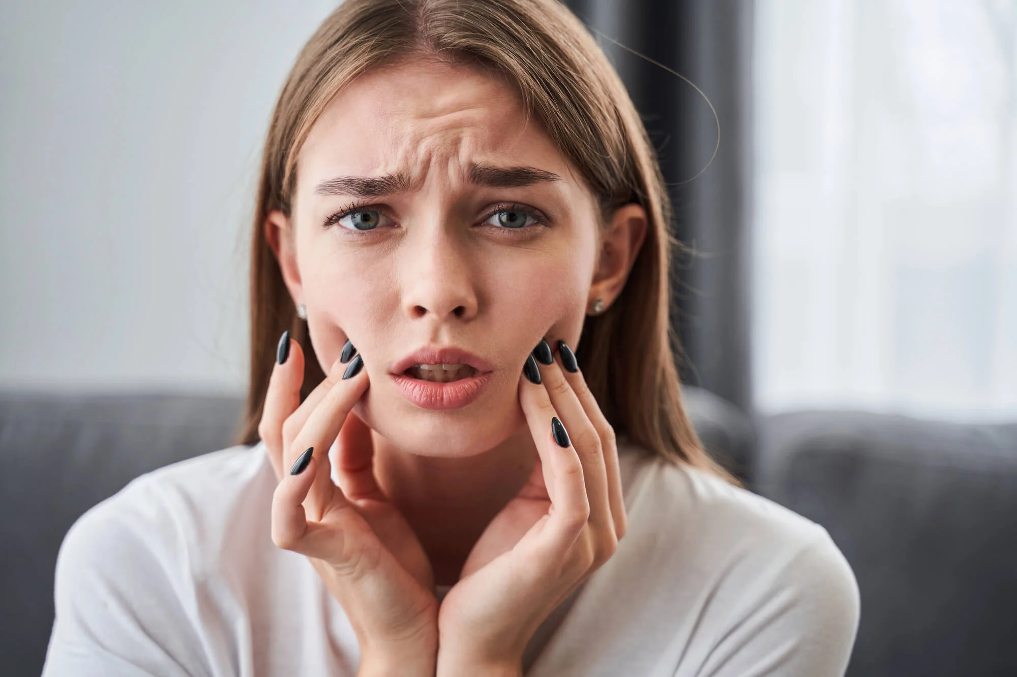 Severe tooth pain needs prompt attention — emergency tooth extraction in Nashville, TN